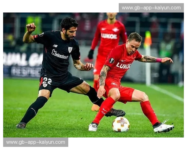 走进俄超队医：赛场背后的守护者